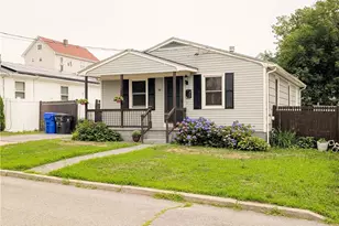46 W Carpenter St, Pawtucket, RI 02860 - Photo 2