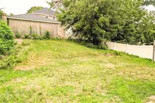 46 W Carpenter St, Pawtucket, RI 02860 - Photo 10
