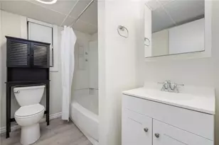 11 North Ave, Providence, RI 02906 - Photo 16