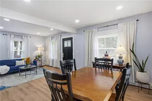 16 Bucklin Ave, Warwick, RI 02888 - Photo 16