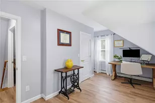 16 Bucklin Ave, Warwick, RI 02888 - Photo 32