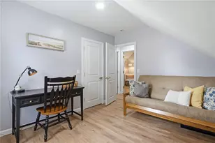 16 Bucklin Ave, Warwick, RI 02888 - Photo 24