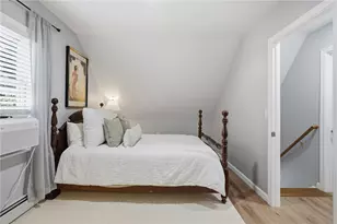 16 Bucklin Ave, Warwick, RI 02888 - Photo 28