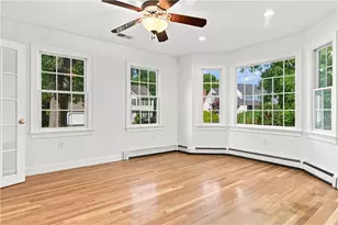 6 Cathedral Ct, Cumberland, RI 02864 - Photo 4