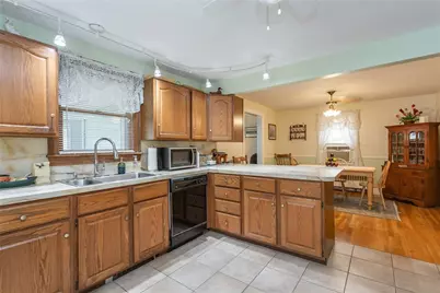 45 Oakdale Avenue, Pawtucket, RI 02860 - Photo 4