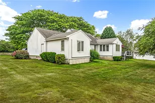 27 Tobin Ln, Bristol, RI 02809 - Photo 26