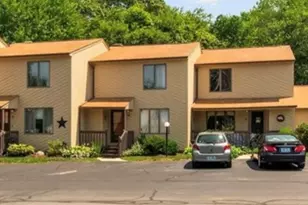 14 Kristee Cir, West Warwick, RI 02893 - Photo 2