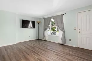 14 Kristee Cir, West Warwick, RI 02893 - Photo 4