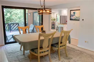 466 Greenbush Rd, Warwick, RI 02818 - Photo 10