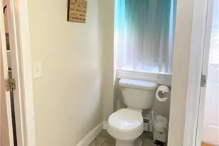 128 Fern St, Warwick, RI 02889 - Photo 10