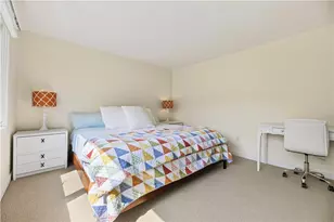 2 Martingale Ln, Narragansett, RI 02882 - Photo 20