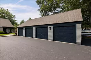 2 Martingale Ln, Narragansett, RI 02882 - Photo 28