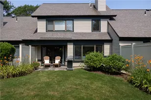 2 Martingale Ln, Narragansett, RI 02882 - Photo 30