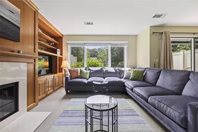 2 Martingale Lane, Narragansett, RI 02882 - Photo 4