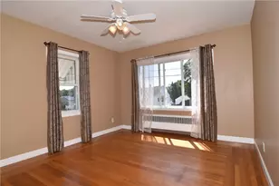 37 King St, Johnston, RI 02917 - Photo 12