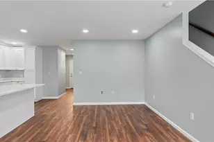 115 Ayda Rose Ave, West Warwick, RI 02893 - Photo 12