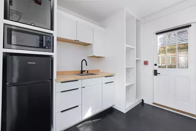138 Spring Street #1, Newport, RI 02840 - Photo 22