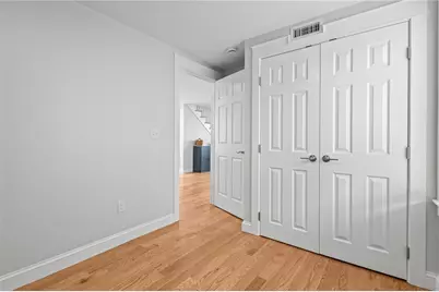 484 Thames Street, Bristol, RI 02809 - Photo 8