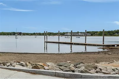 484 Thames Street, Bristol, RI 02809 - Photo 26