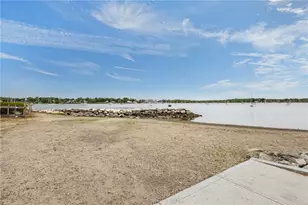 484 Thames St, Bristol, RI 02809 - Photo 1