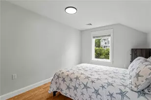484 Thames St, Bristol, RI 02809 - Photo 20
