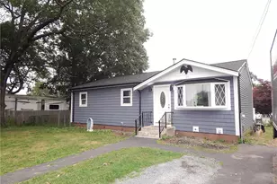 120 Gallway St, Warwick, RI 02889 - Photo 4