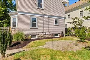 814 W Shore Rd, Warwick, RI 02889 - Photo 38