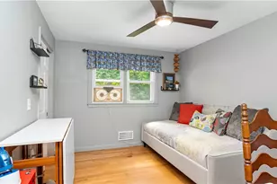 40 Sachem Rd, North Kingstown, RI 02852 - Photo 16