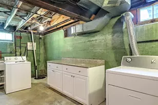 6 Woodbine St, East Providence, RI 02915 - Photo 20