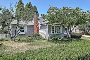 6 Woodbine St, East Providence, RI 02915 - Photo 32