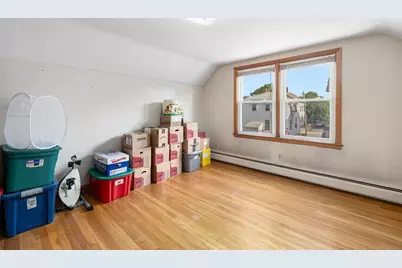 28 Lincoln Avenue, Cranston, RI 02920 - Photo 6