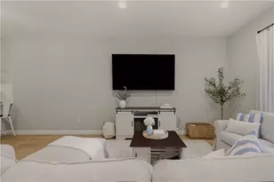 94 Sandy Point Farm Rd, Portsmouth, RI 02871 - Photo 6