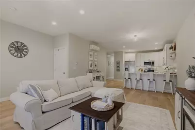 94 Sandy Point Farm Road #6, Portsmouth, RI 02871 - Photo 10