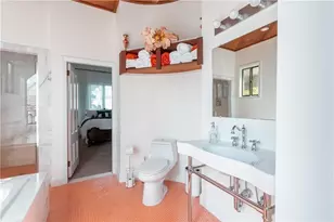 4 Red Cross Ave, Newport, RI 02840 - Photo 14