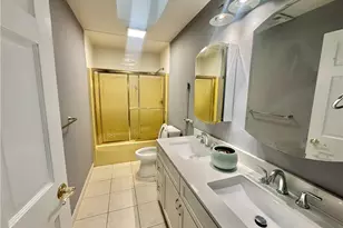 42 Locust Glen Dr, Cranston, RI 02921 - Photo 12