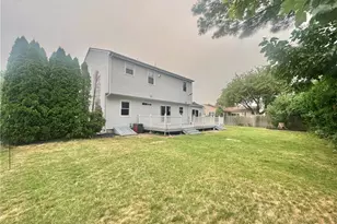 42 Locust Glen Dr, Cranston, RI 02921 - Photo 22