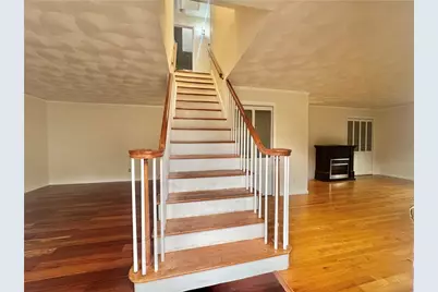 42 Locust Glen Drive, Cranston, RI 02921 - Photo 2