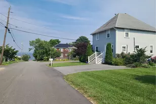 98 Alden Ave, Warwick, RI 02889 - Photo 2