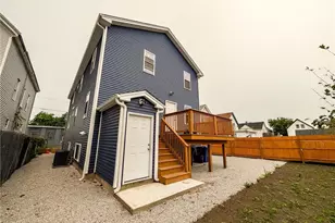 139 Benedict St, Providence, RI 02909 - Photo 8