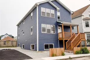 139 Benedict St, Providence, RI 02909 - Photo 2