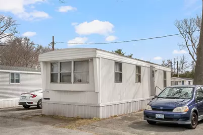 719 Forest Park, Middletown, RI 02842 - Photo 2