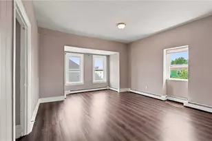 21 Sackett Street St, Providence, RI 02907 - Photo 6