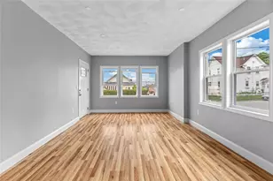 51 Alto St, Cranston, RI 02920 - Photo 6