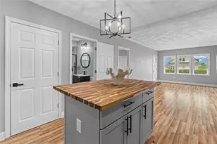 51 Alto St, Cranston, RI 02920 - Photo 4