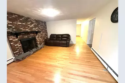 8 Ashby Street, Johnston, RI 02919 - Photo 6