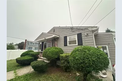 8 Ashby Street, Johnston, RI 02919 - Photo 2