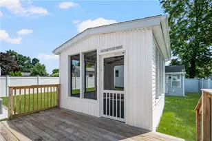 45 Burnett St, Johnston, RI 02919 - Photo 12