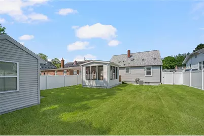 45 Burnett Street, Johnston, RI 02919 - Photo 10