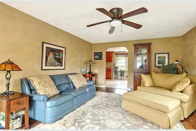 8 Halsey Street, North Providence, RI 02911 - Photo 6