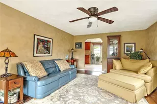 8 Halsey St, North Providence, RI 02911 - Photo 6